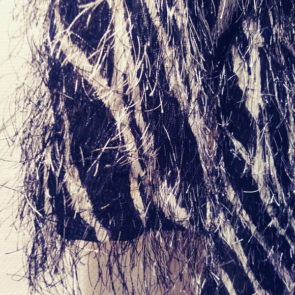 Zebra Print Jacket Shawl - Picture 3 of 3